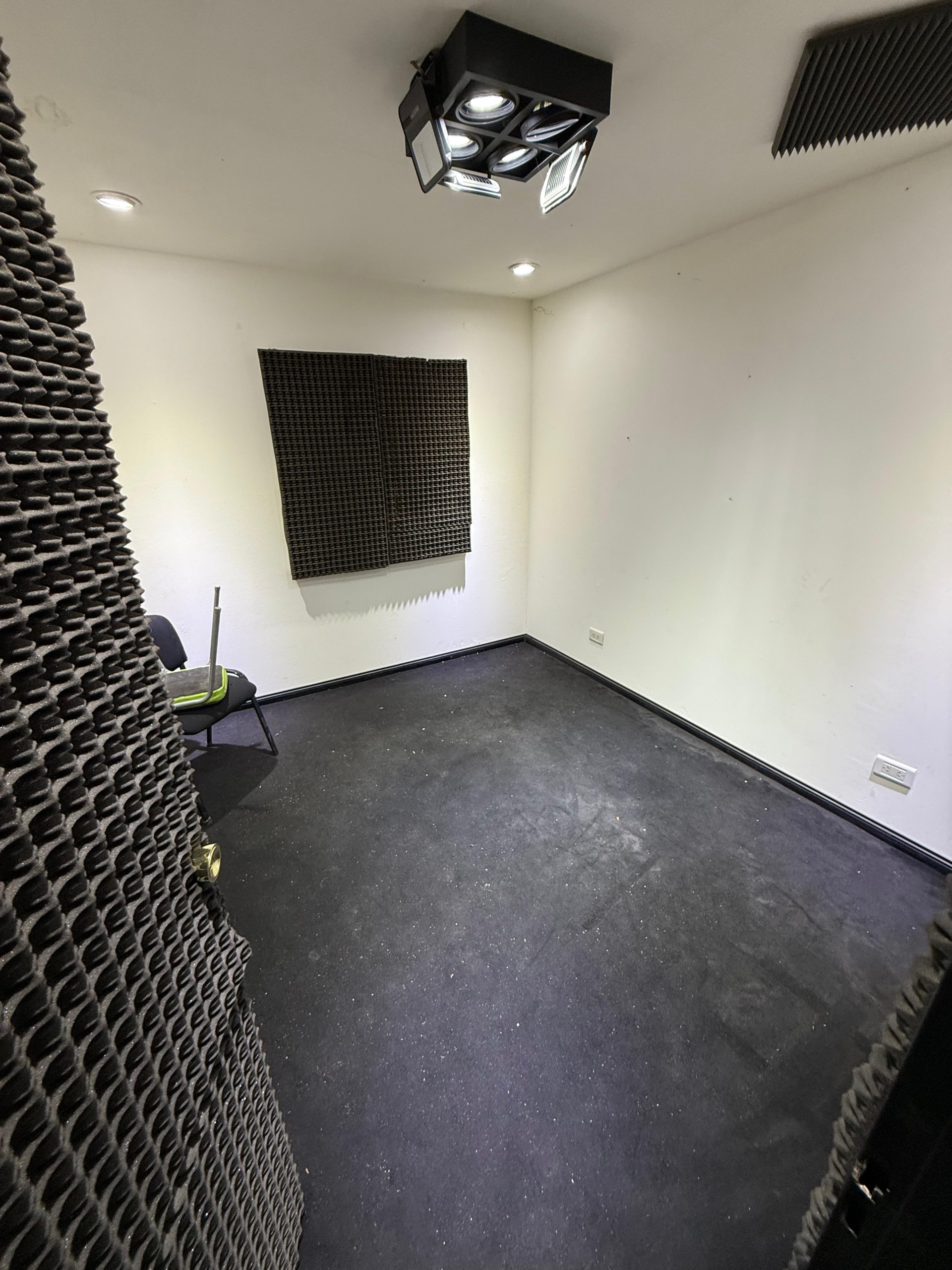 WhatsApp Image 2025-08-30 at 18.29.22